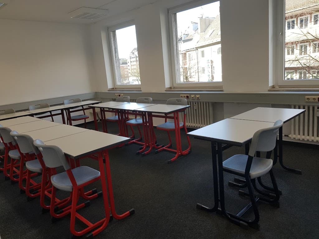 Language for INSTITUTE Aachen