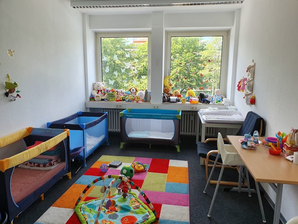 IEC - International Education Centers GmbH