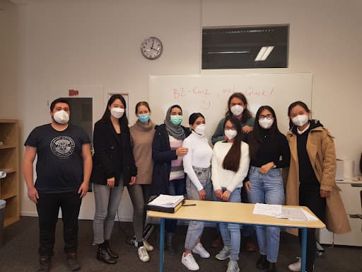 UNS – Deutsch für Studium und Beruf — Kundenfoto